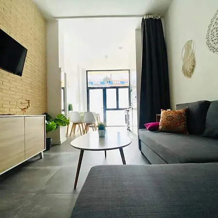 Flat For Family & Groups Apartment
