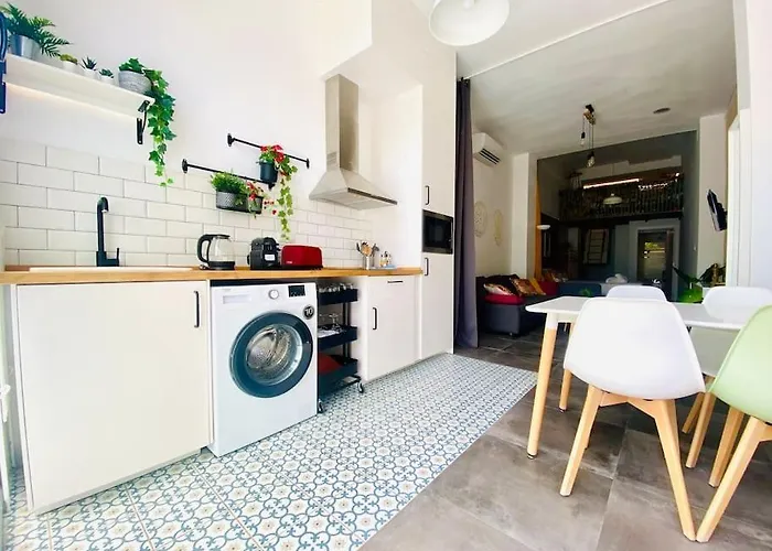Flat For Family & Groups Apartament *