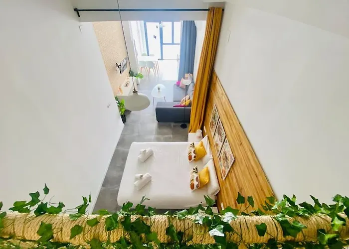 Flat For Family & Groups Apartament Walencja